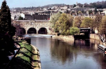 Pulteney Bridge, Bath. 18th century covered bridge with shops on both sides of the interior